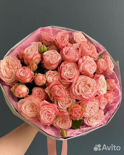 Букет из пион роз