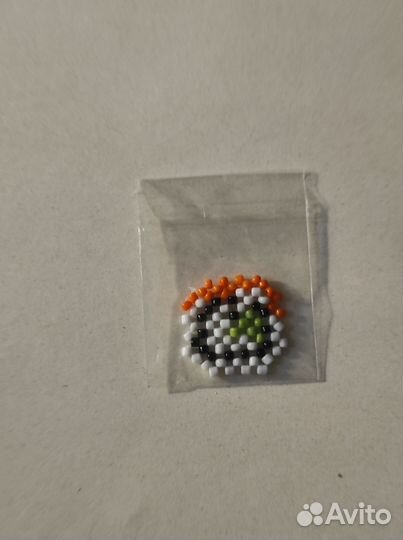 Фигурка из бисера суши