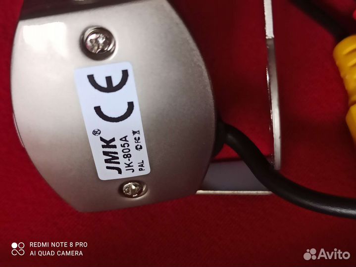 Миниатюрная цветная видеокамера 