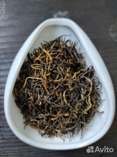 Цзинь Цзюнь Мэй, золотый брови, китайский красный