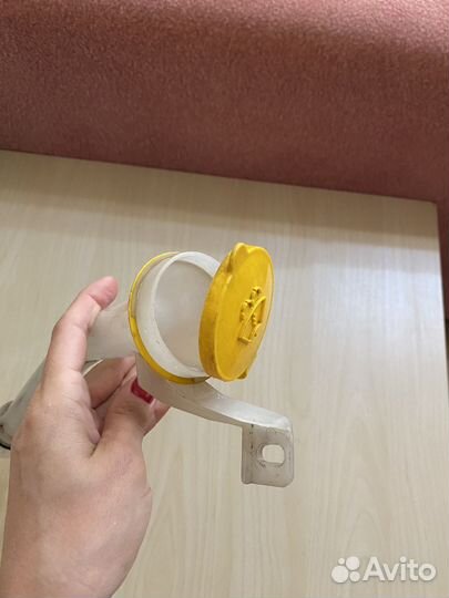 Горловина бочка омывателя Nissan Cedric