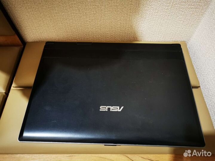 Ноутбук asus