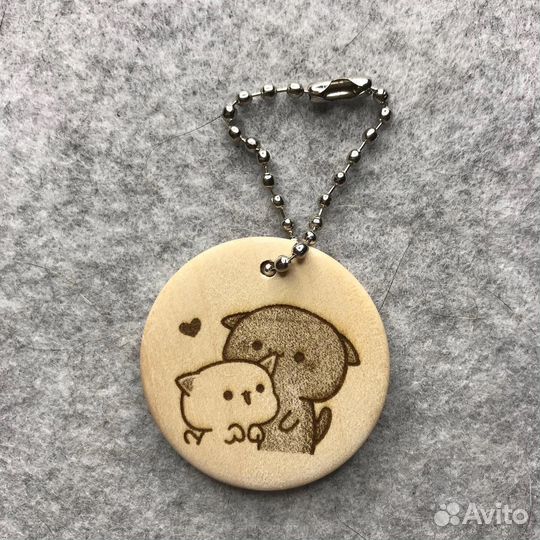 Брелок деревянный