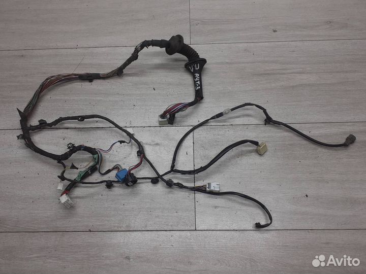 Проводка двери пл Mitsubishi Outlander 3