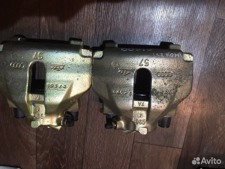 Тормозные Суппорта новые Ауди Фольц VAG оригинал