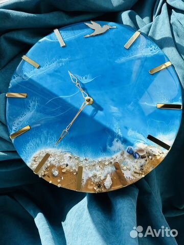 Часы из эпоксидной смолы