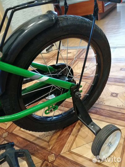 Детский велосипед 16