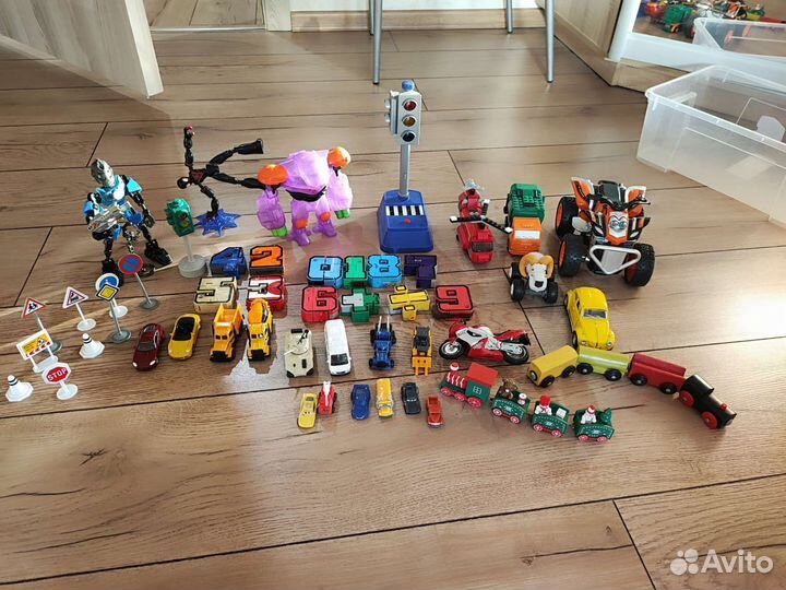 Игрушки для мальчика пакетом