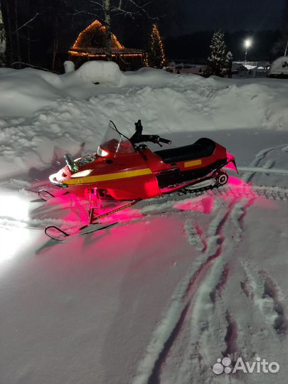 Продаю снегоход детский