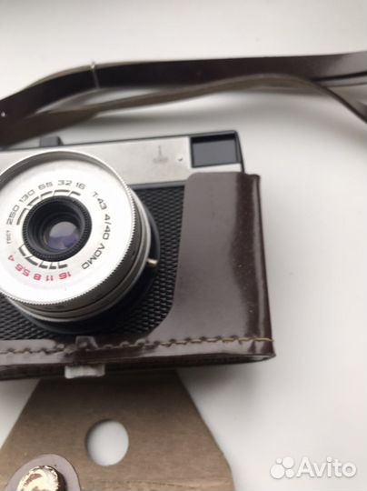 Плёночный фотоаппарат смена из СССР