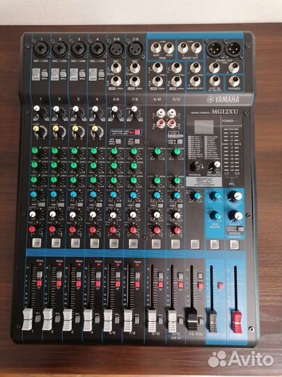 Аналоговый Микшерный пульт Yamaha MG 12 XU