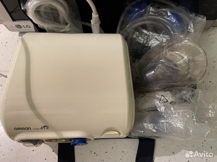 Ингалятор Omron CompAir NE-C28