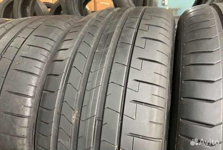 Pirelli P Zero PZ4 245/45 R20