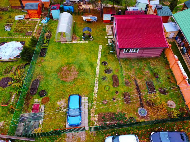 Дом 52 м² на участке 6 сот.