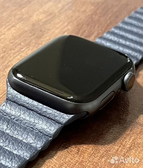 Apple Watch Series 6 44mm
