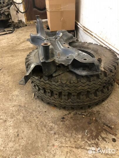 Подрамик передний Toyota RAV4 xa30