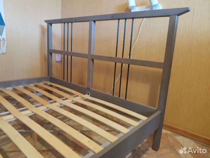 Кровать IKEA 140 200