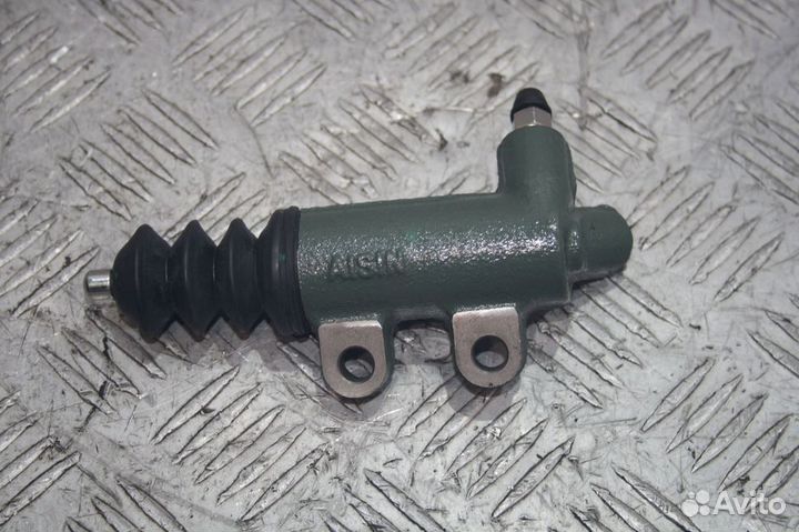 Рабочий цилиндр сцепления W58 Toyota 31470-22120