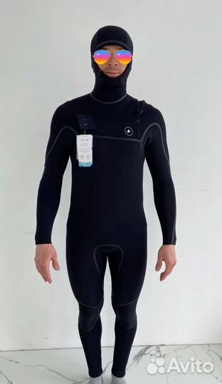 Гидрокостюмы,гидроперчатки
