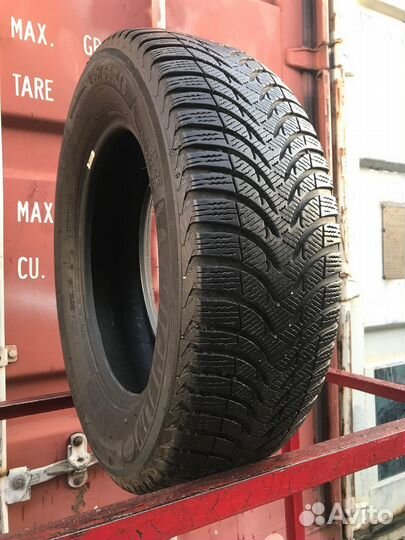 Michelin Alpin A4 215/65 R16