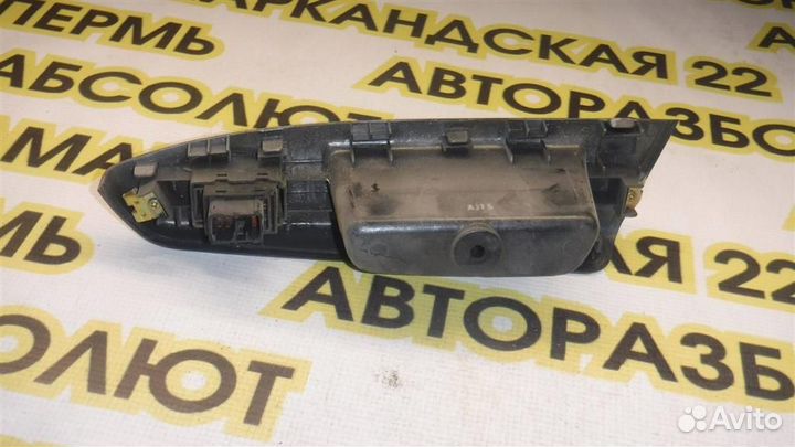 Кнопка стеклоподъемника Hyundai Getz 2002-2011