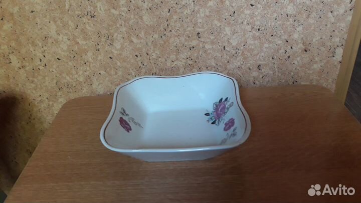 Тарелки,тортницы,форма для холодца СССР