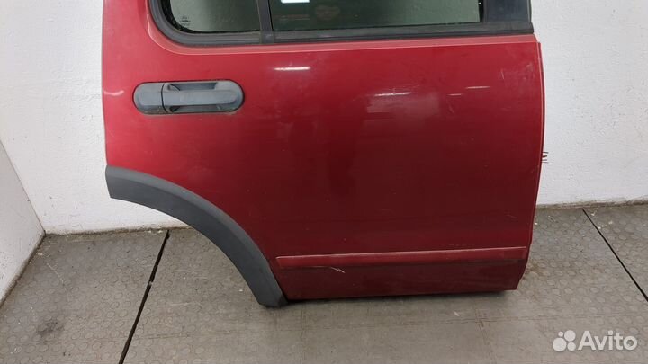 Дверь правая задняя Ford Explorer