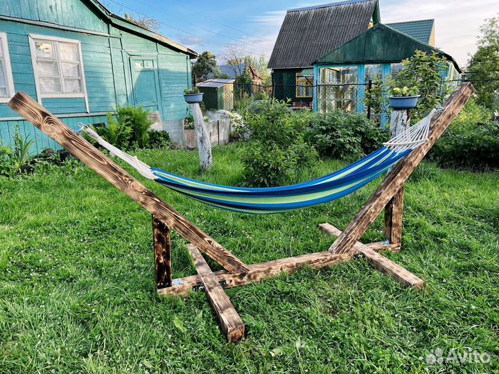 Деревянная стойка для гамака
