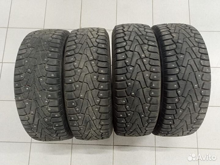 Pirelli Ice Zero 205/65 R16