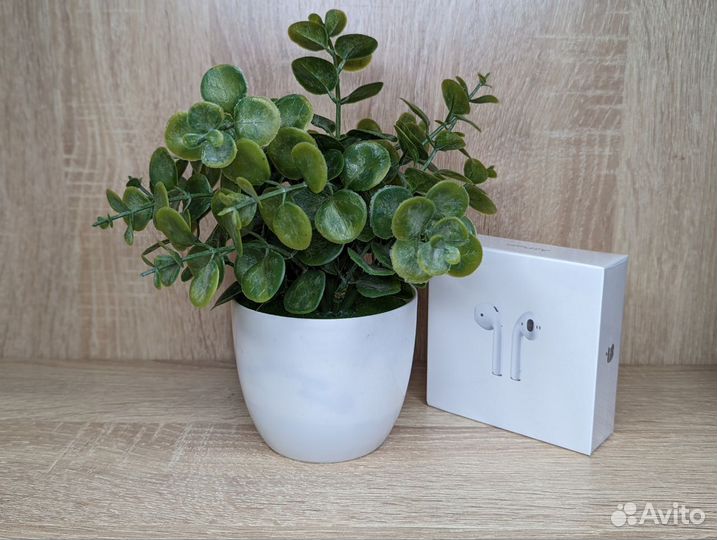 Apple AirPods 2 - новые