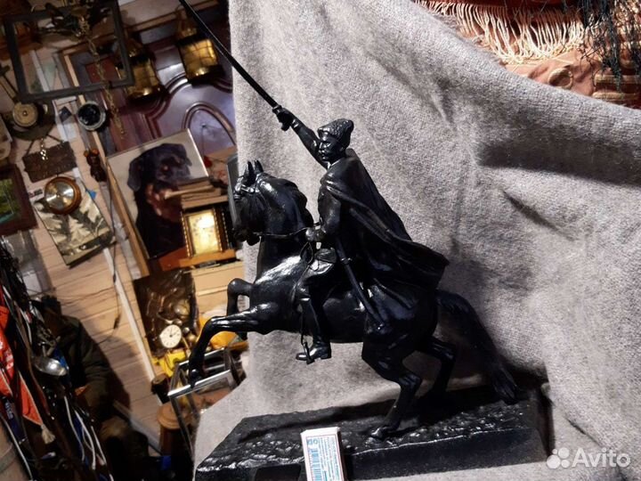 Скульптура Чапаев на коне каслинское чугунное лить