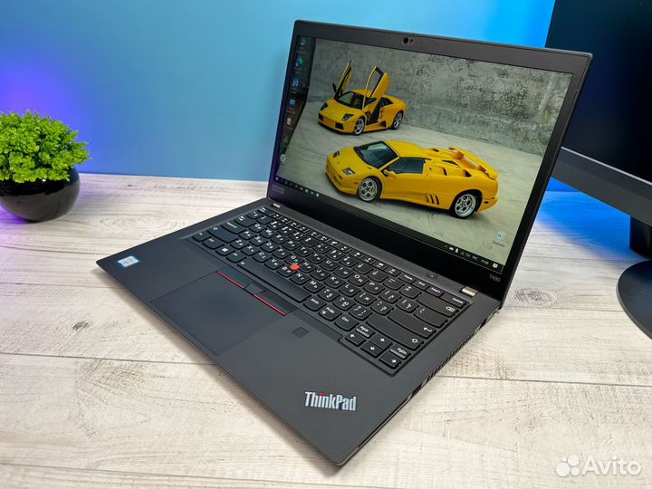 Lenovo Thinkpad t490 i5-8265u/16gb/SSD500/IPS