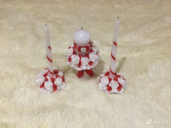 Свадебные аксессуары в красном стиле