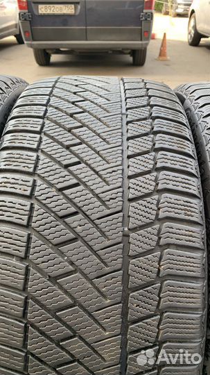 Continental ContiVikingContact 6 255/40 R19