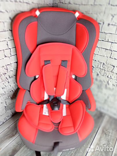 Детское автокресло новое от 9 мес - 12 лет