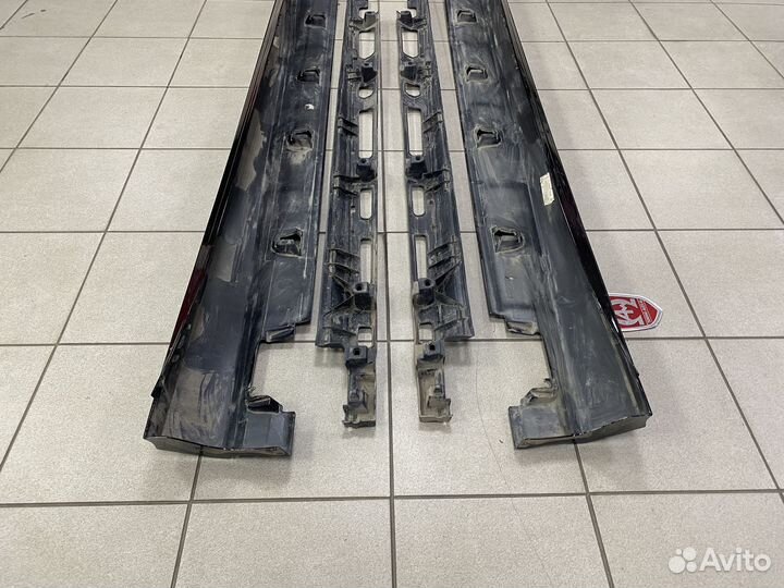 Накладка порога левая Mercedes ML 166 2011-2015