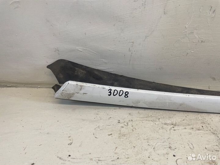 Накладки прочие левые Peugeot 3008 EP6CDT MD 2013