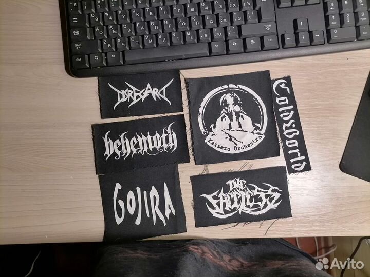 Нашивки рок/метал групп на одежду/вещи