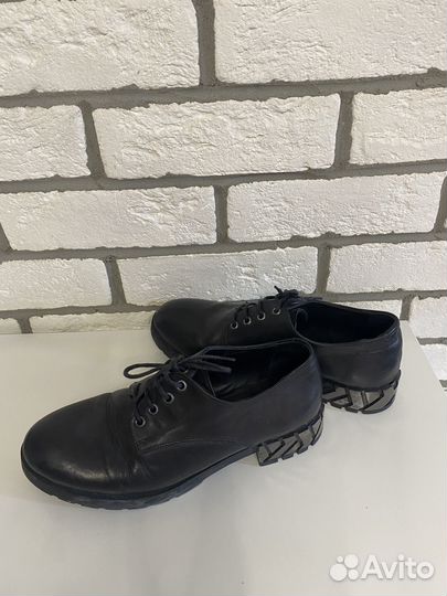 Ботинки,туфли женские натуральная кожа 37