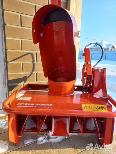 Снегоуборщик для мотоблока