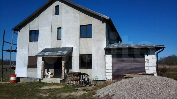 Дом 270 м² на участке 12 сот.