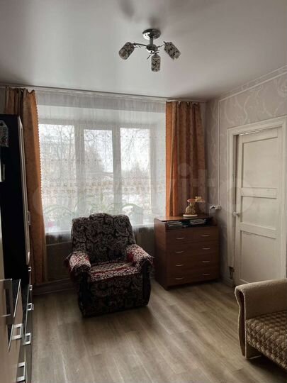2-к. квартира, 29 м², 3/3 эт.