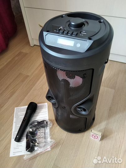 Колонка с блютуз, новая в заводской упаковке