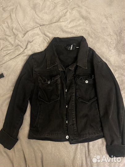 Джинсовая куртка