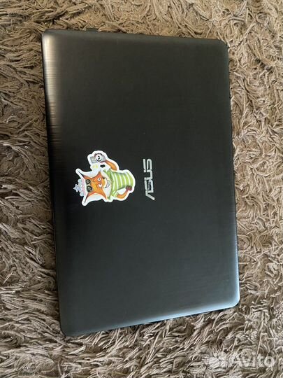 Ноутбук asus