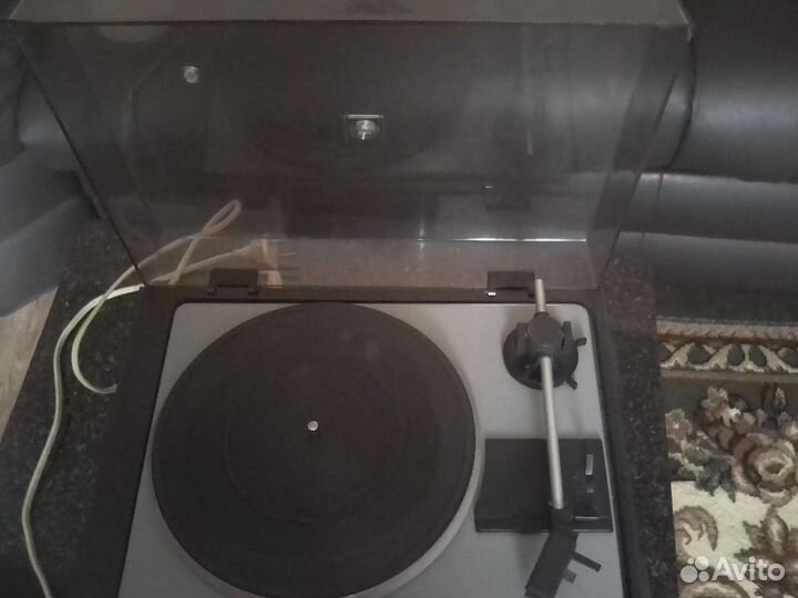 Проигрыватель винила