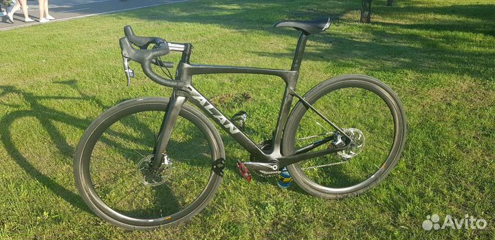 Alan Xtreme race р.М карбон. Шоссейный велосипед