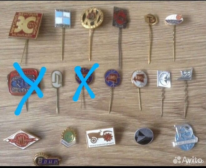 Значки на иголке и булавке