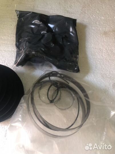 Пыльник шруса левый Sonata20 Hyundai 495L5L1200