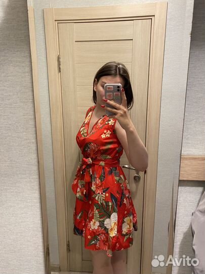 Платье женское